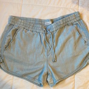Women’s shorts
